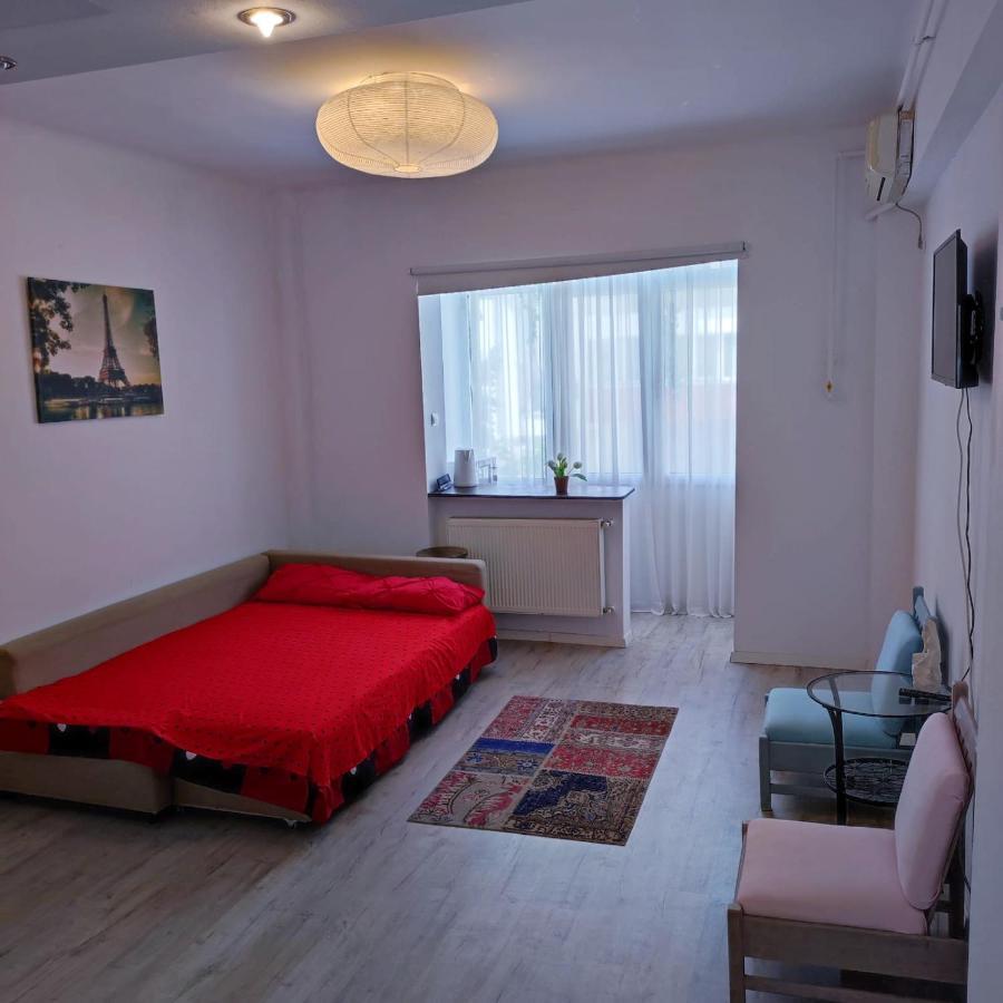 Garsoniera Centrul Bucurestiului Apartment Ngoại thất bức ảnh