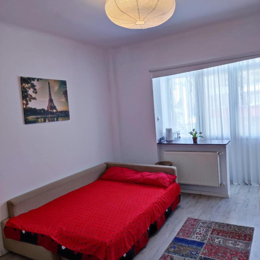 Garsoniera Centrul Bucurestiului Apartment Ngoại thất bức ảnh